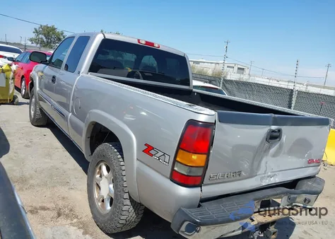 2005 GMC Sierra 1500 Slt из США, поврежденный, VIN 2GTEK19B351254260